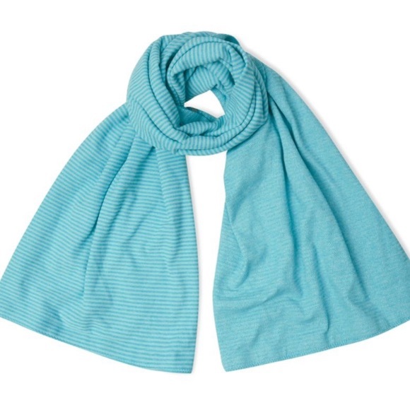 Lululemon vinyasa scarf Color- mini check aquamarine heathered peacock blue - Picture 3 of 7